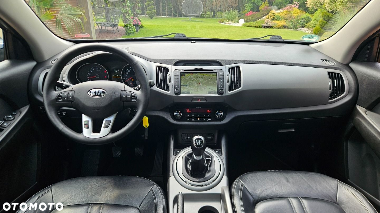 Kia Sportage 1.7 CRDI 2WD Dream-Team Edition - 16