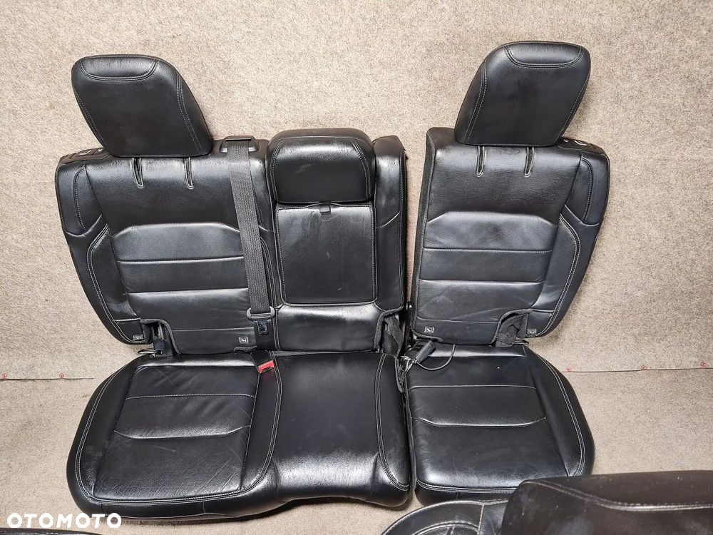 JEEP WRANGLER JL 4D od 2018r Fotele Kanapa Skórzane SAHARA - 5