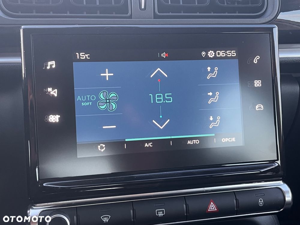 Citroën C3 1.2 PureTech Shine - 29