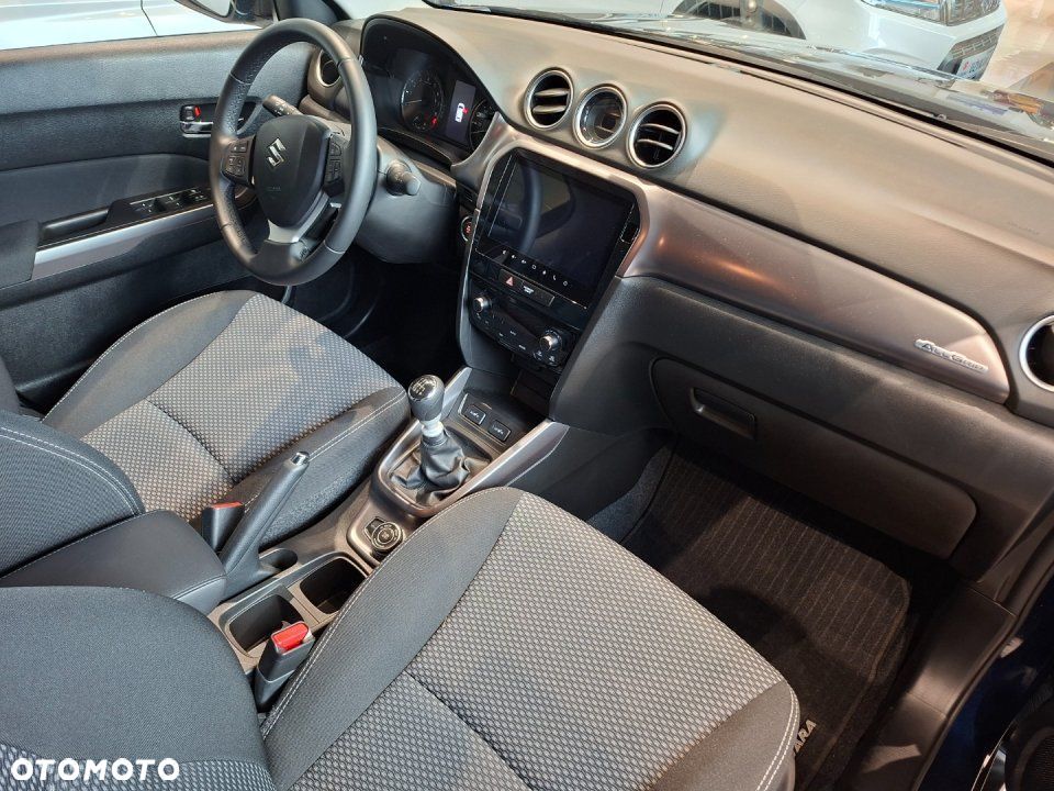 Suzuki Vitara - 8