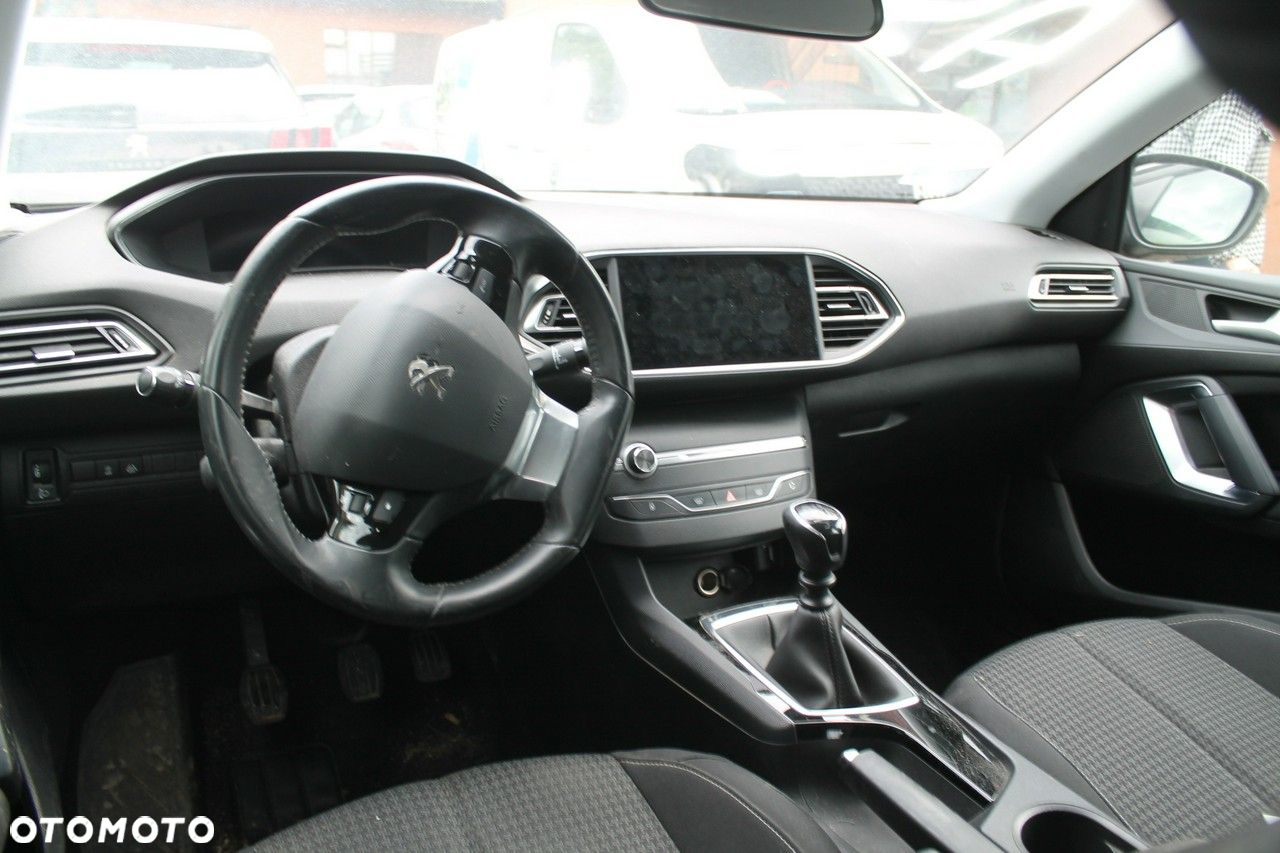 Peugeot 308 - 7