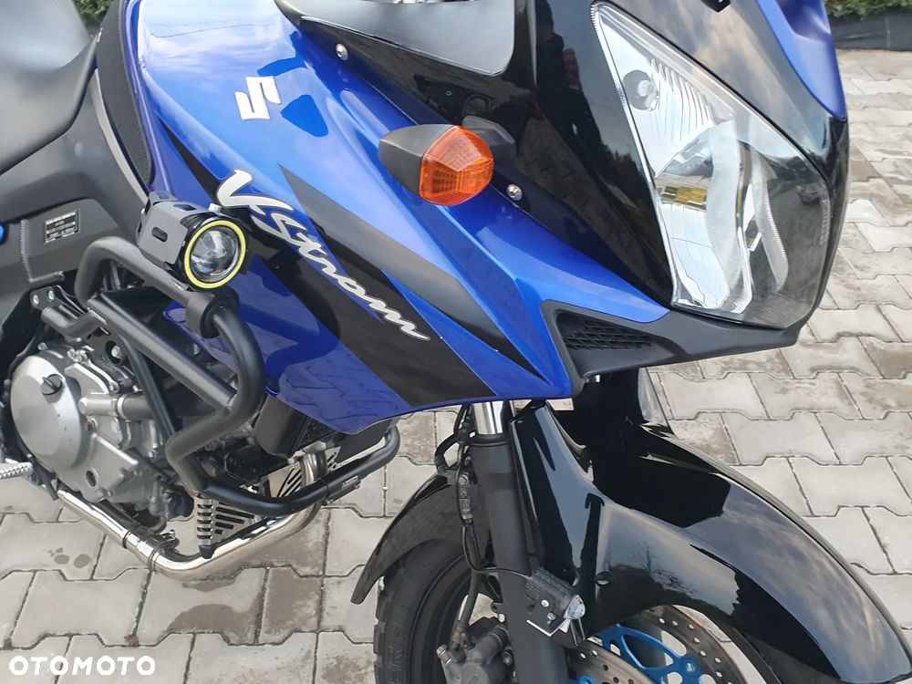 Suzuki V-STROM - 17