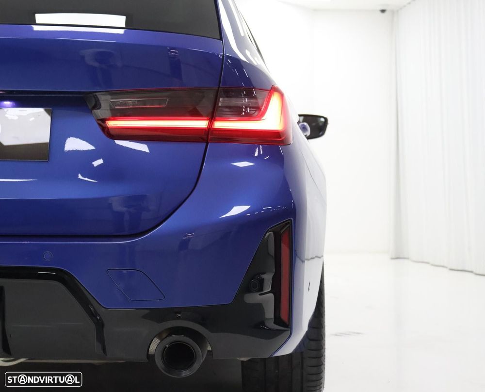 BMW 330 e Touring Pack Desportivo M Pro Auto - 40