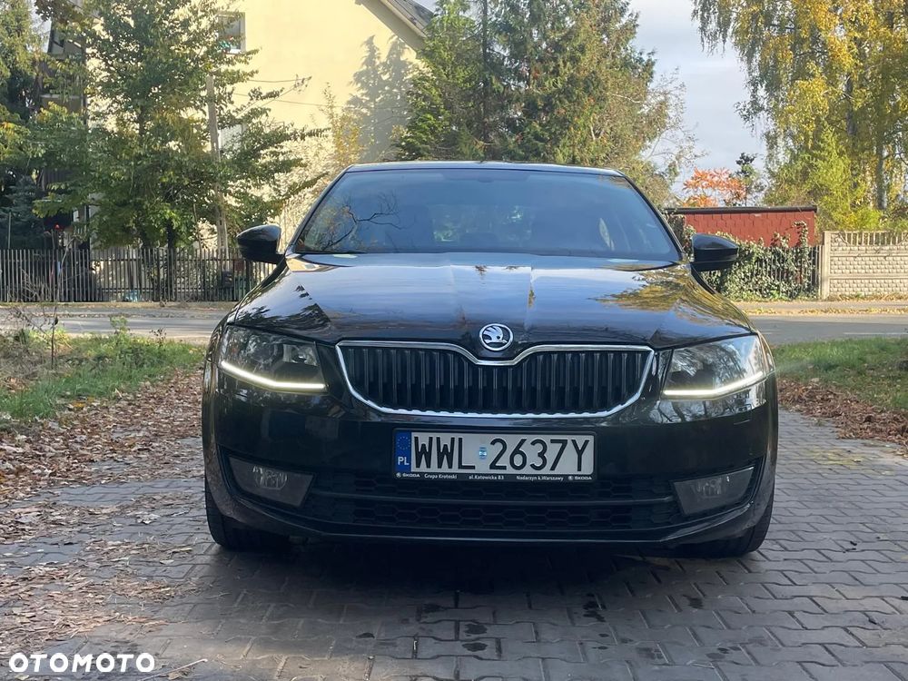 Skoda Octavia 1.6 TDI Edition DSG - 3