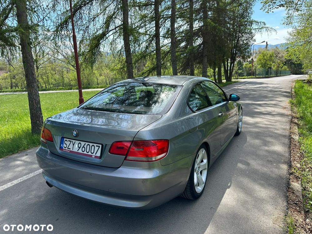 BMW Seria 3 320d - 4
