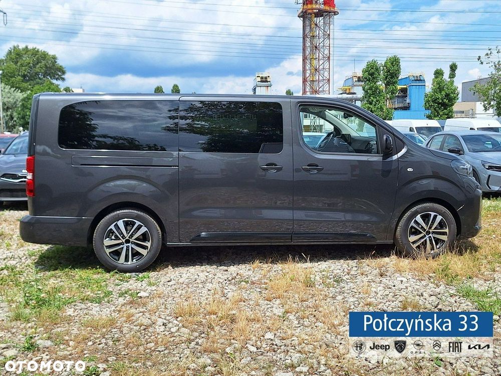 Peugeot Traveller - 5