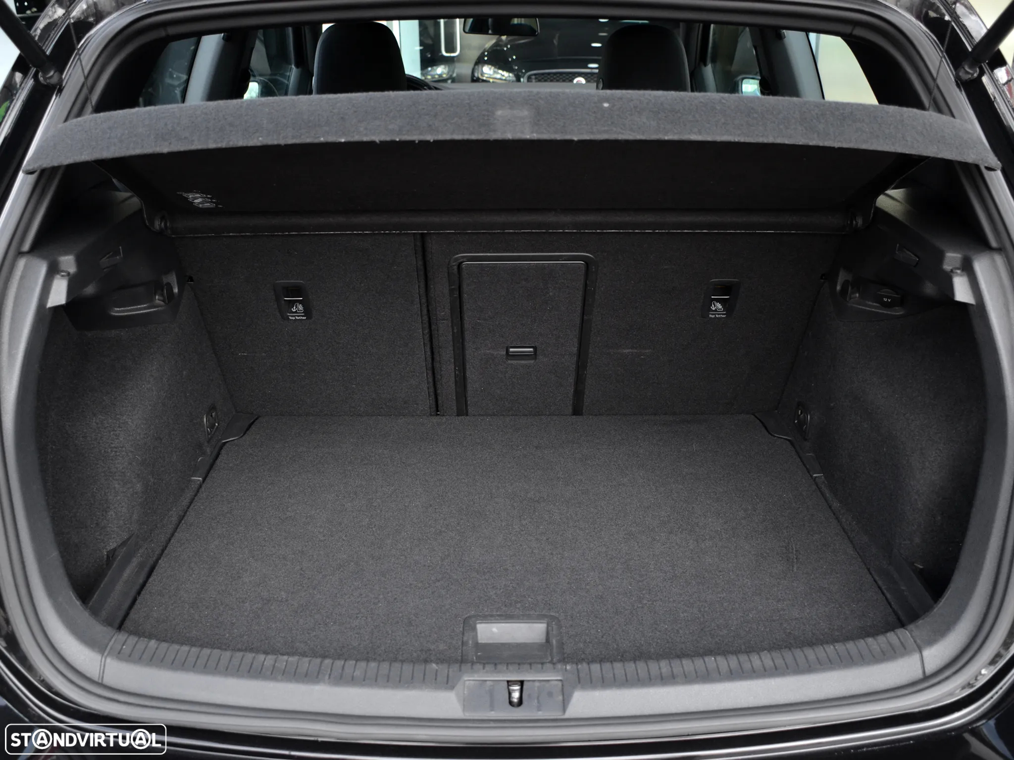 VW Golf 2.0 TDI GTD - 8