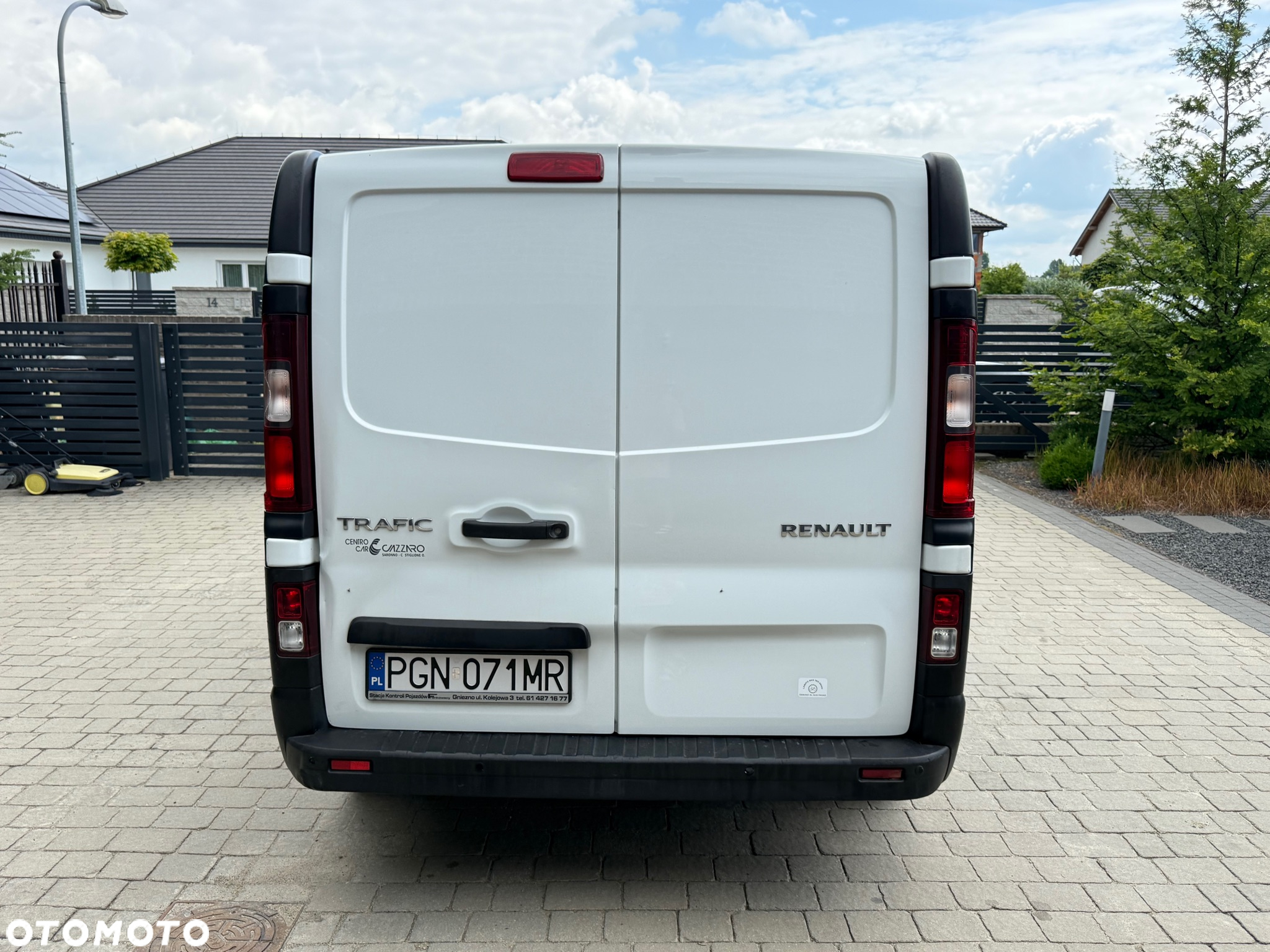 Renault TRAFIC - 11