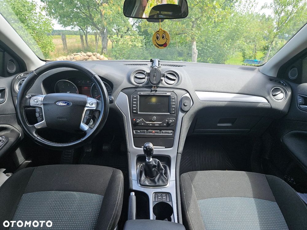 Ford Mondeo 2.0 TDCi Ambiente - 9