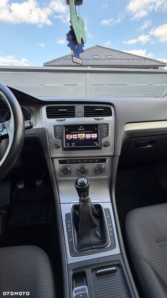 Volkswagen Golf 1.2 TSI BMT Comfortline - 16