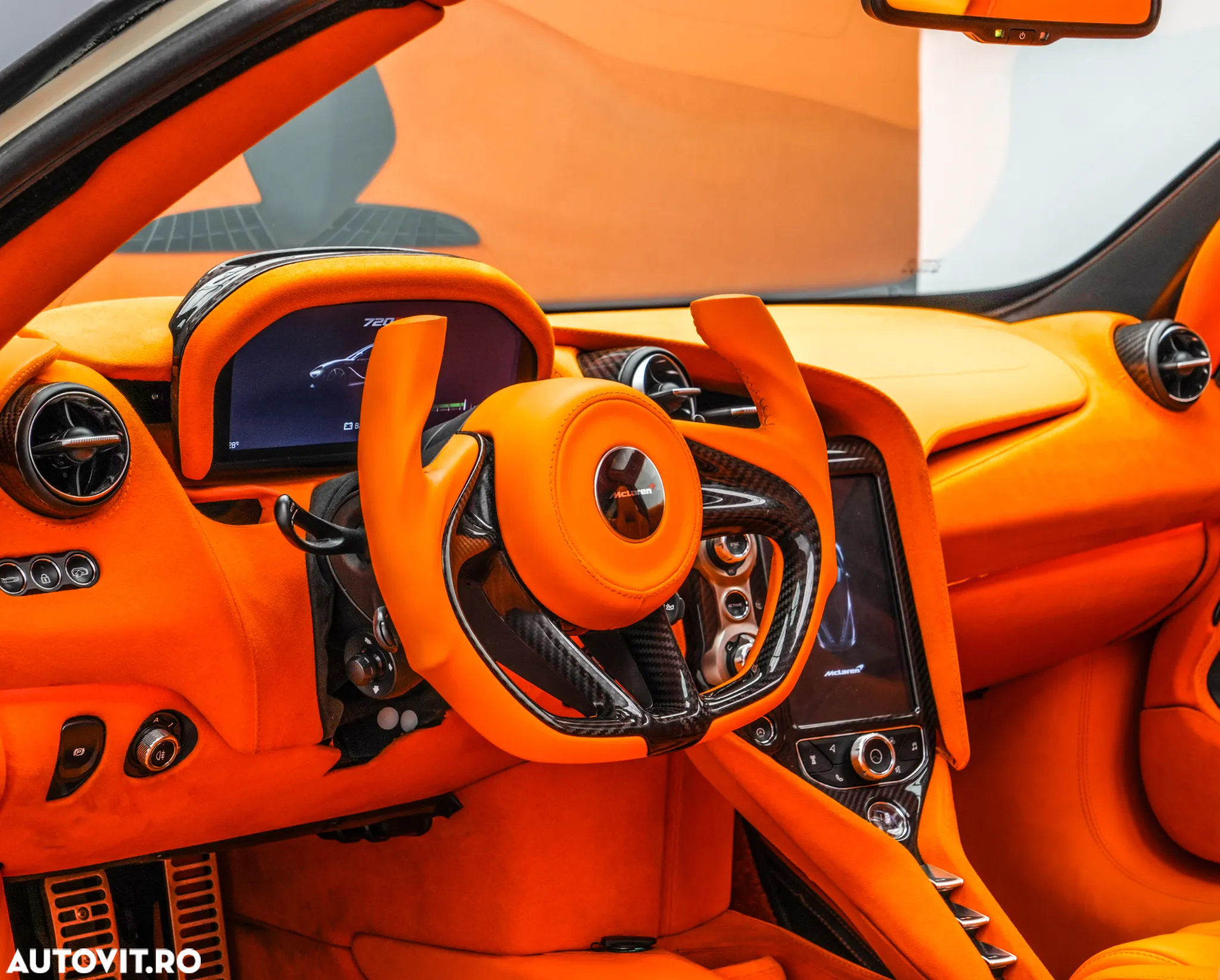 McLaren 720S - 13