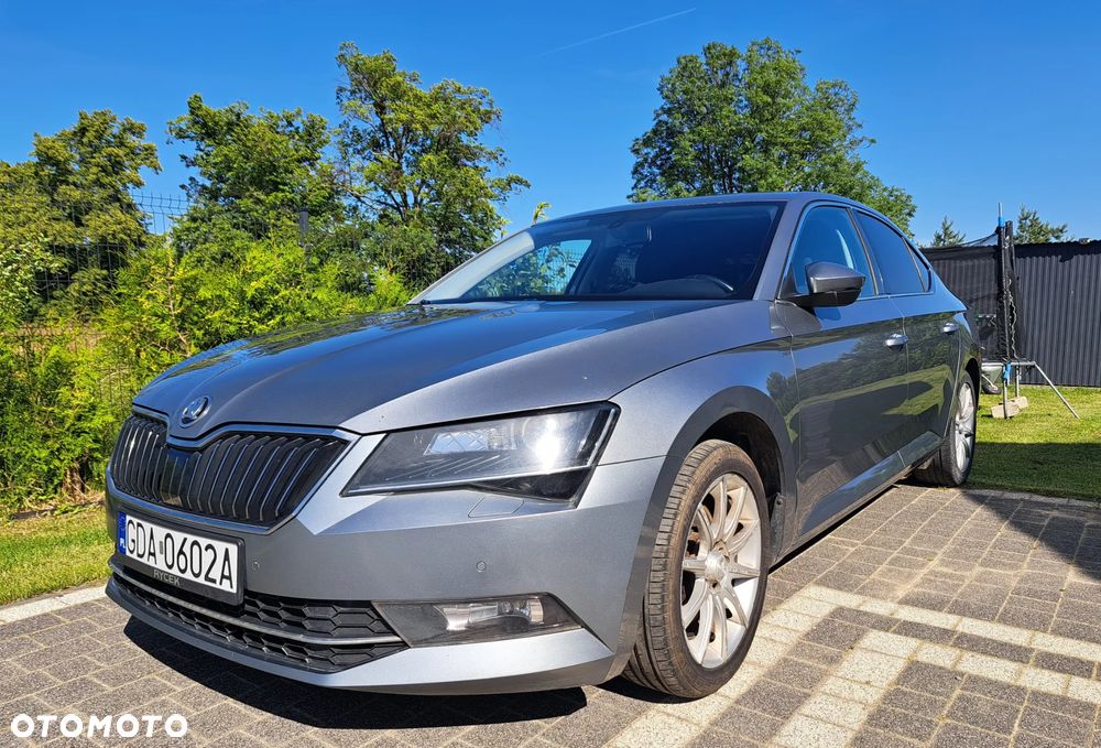 Skoda Superb 2.0 TDI Ambition - 12