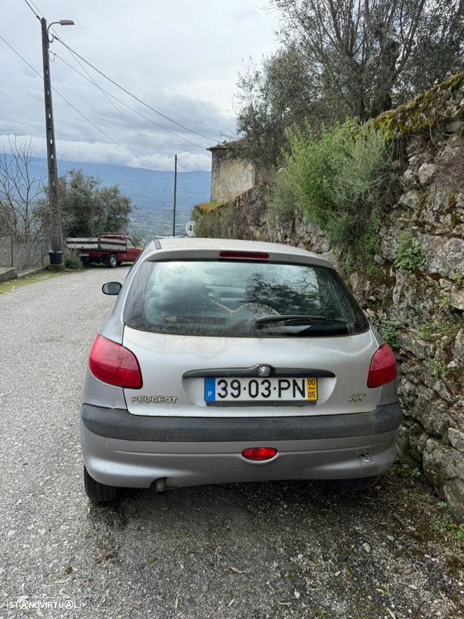 Peugeot 206 1.9 D XT - 1