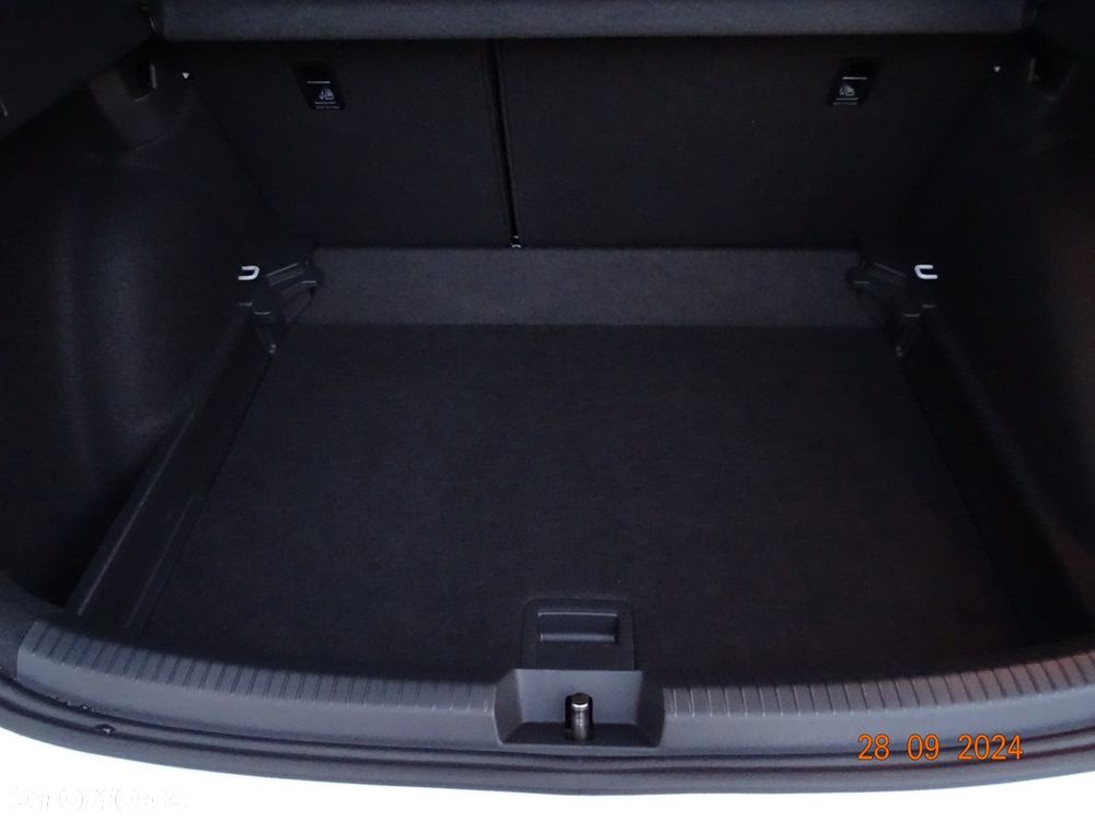 Volkswagen Taigo 1.0 TSI OPF Life - 23