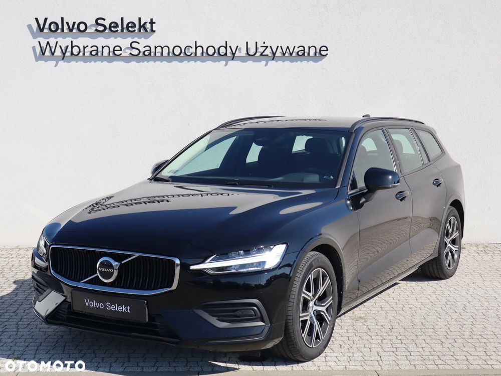 Volvo V60 2022 photo 2
