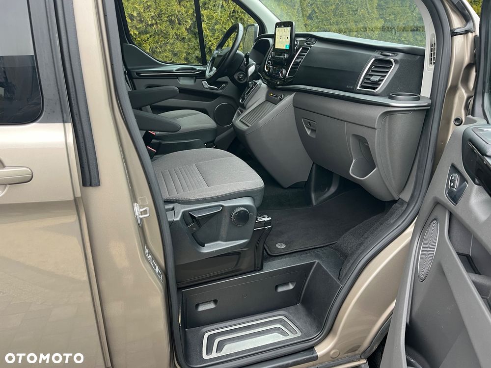 Ford Tourneo Custom 2.0 EcoBlue L2 Titanium X SelectShift - 23