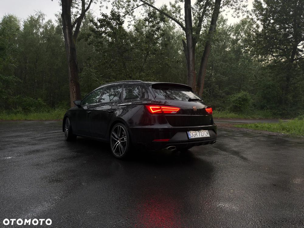 Seat Leon 2.0 TSI Cupra Performance Black S&S DSG - 4