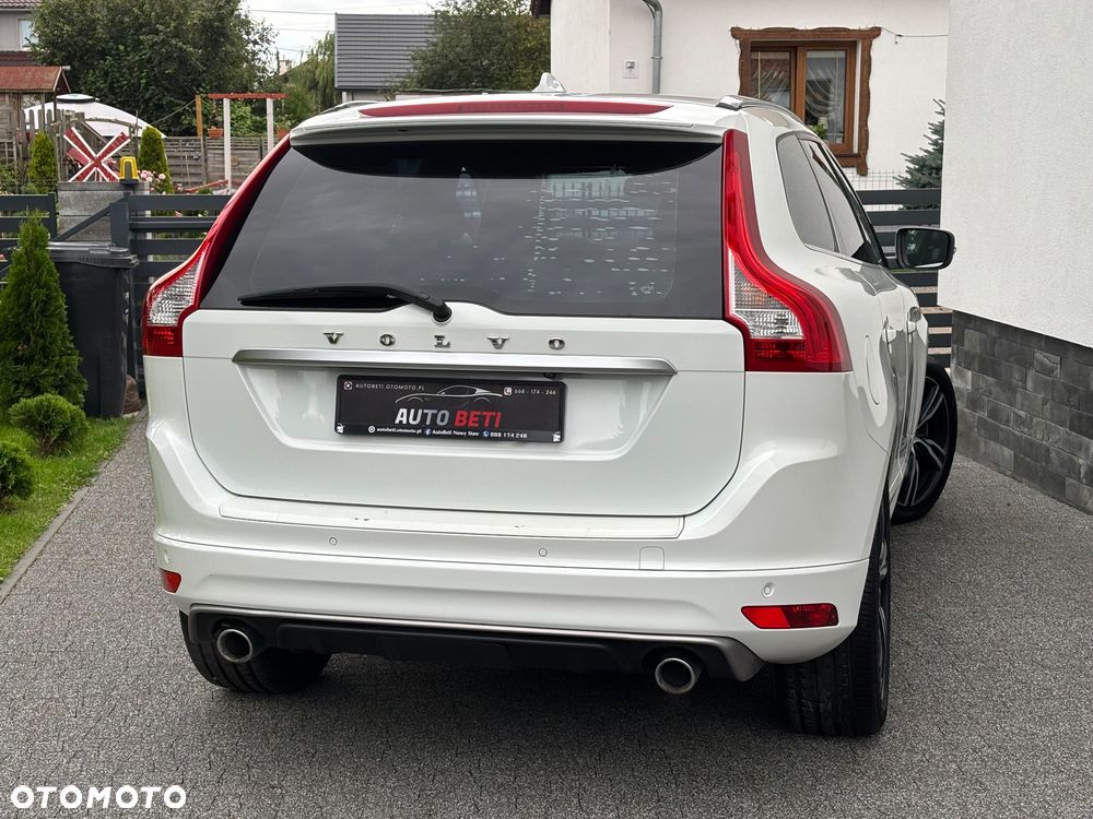 Volvo XC 60 D4 AWD Geartronic RDesign - 9