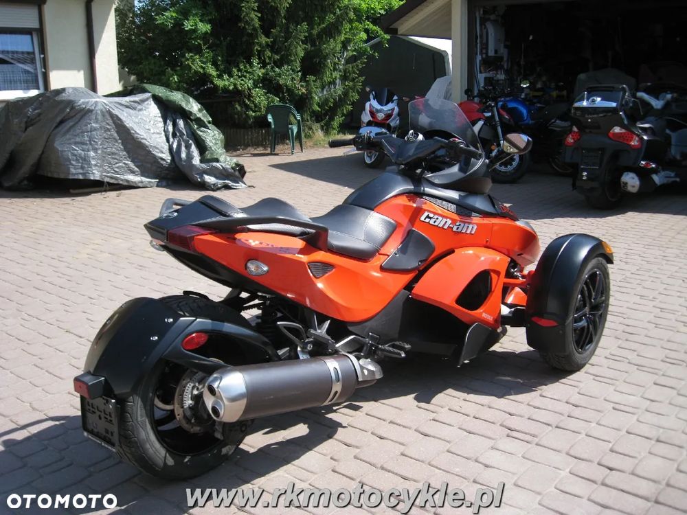 Can-Am Spyder - 3