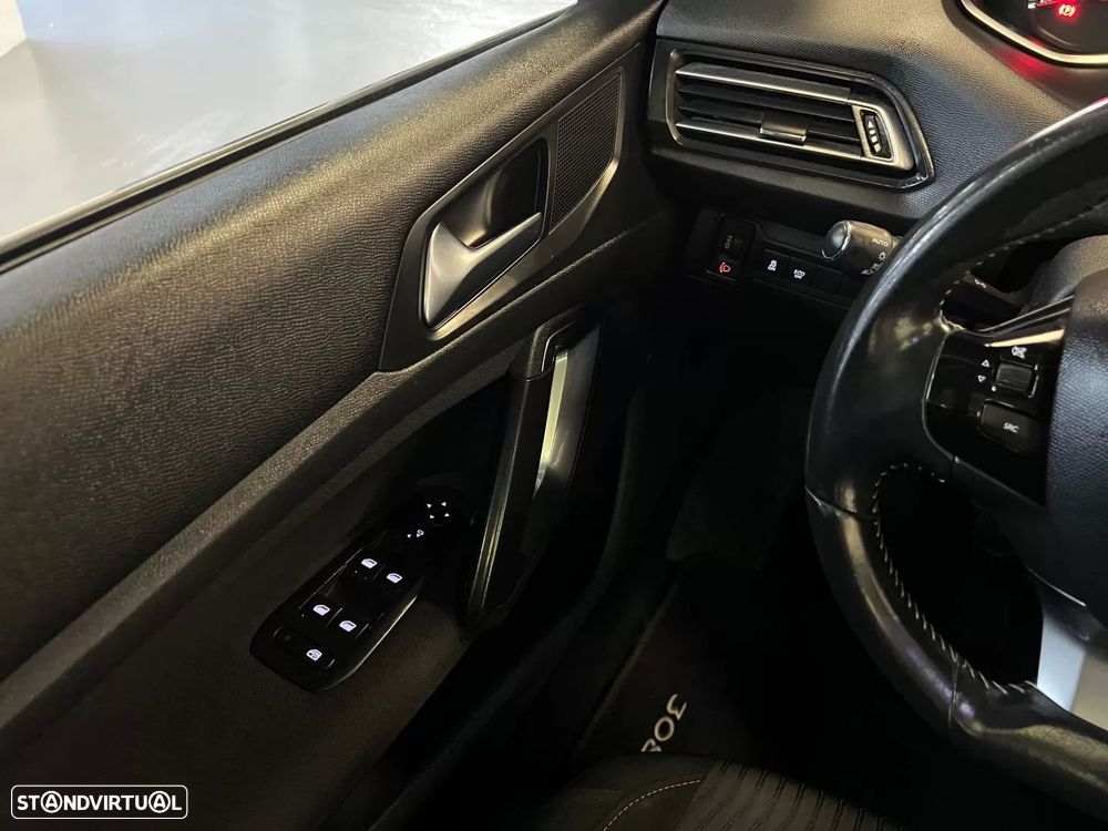 Peugeot 308 SW 1.6 BlueHDi Allure - 36