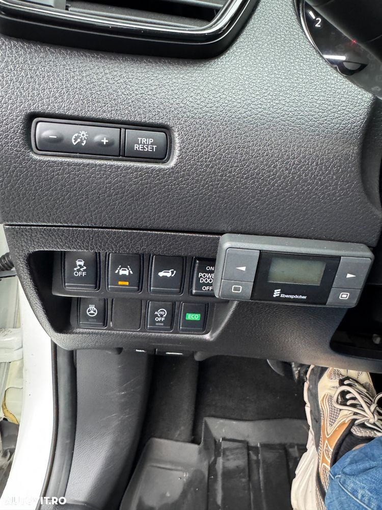 Nissan X-Trail 2.0 dCi ALL-MODE 4x4i Xtronic Tekna - 26