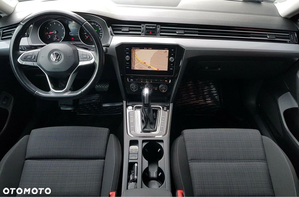 Volkswagen Passat Variant 2.0 TSI Elegance DSG - 20