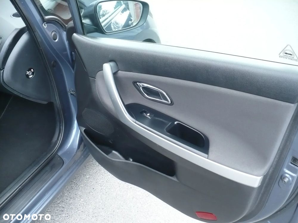 Kia Ceed 1.6 GDI Dream-Team Edition - 18