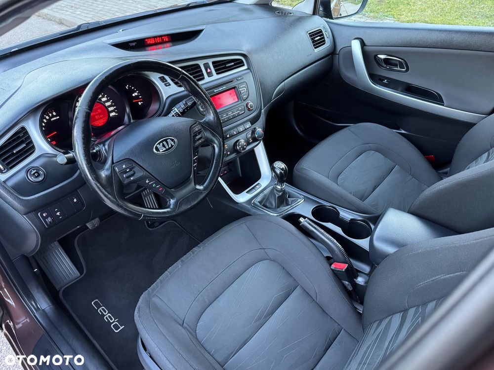 Kia Ceed - 20