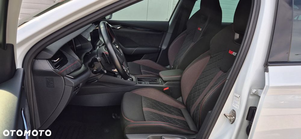 Skoda Octavia 1.4 TSI DSG RS First Edition - 20
