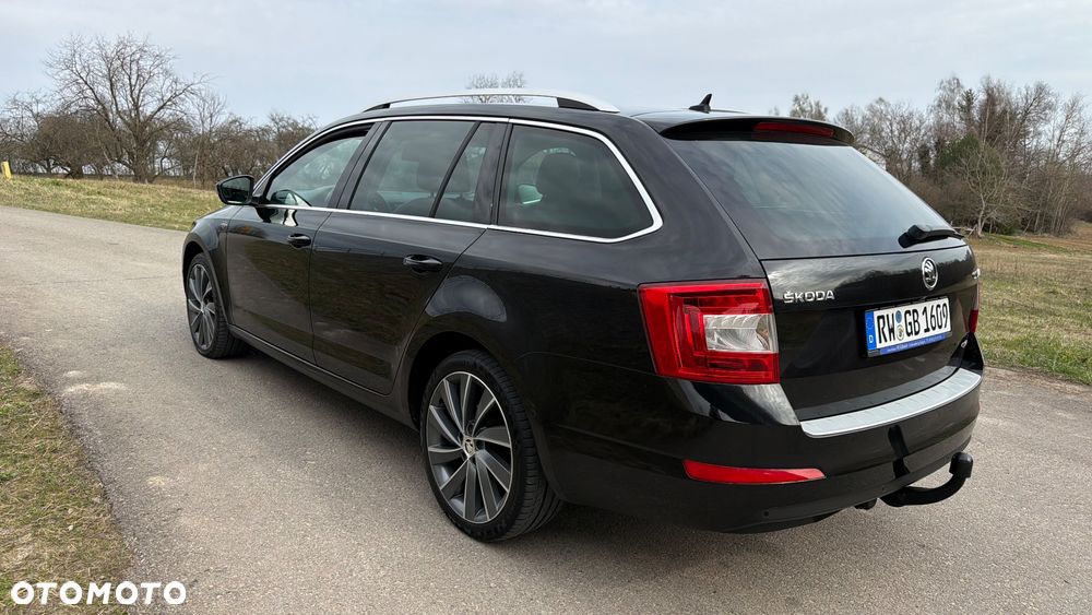 Skoda Octavia 2.0 TDI (Green tec) 4x4 DSG Scout - 11