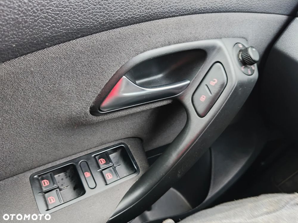 Volkswagen Polo 1.6 TDI Comfortline - 22