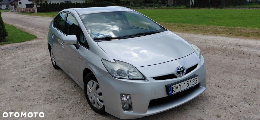 Toyota Prius 1.8 HSD Prestige - 3