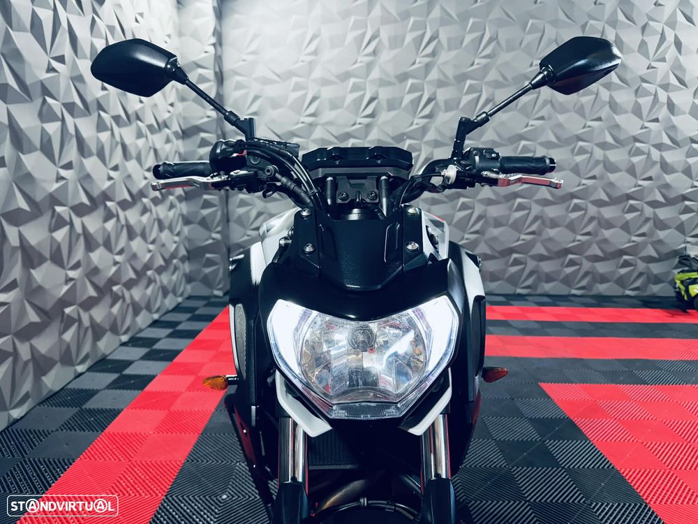 Yamaha MT-07 - 7
