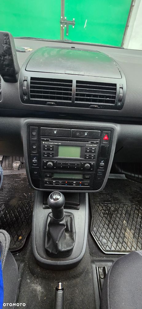 Volkswagen Sharan 2.0 TDI Basis - 18