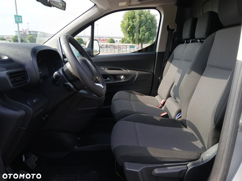 Toyota PROACE CITY - 17