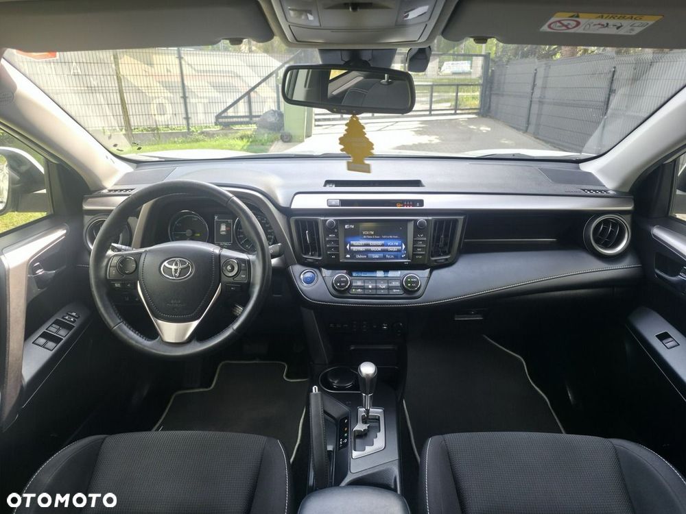 Toyota RAV4 - 12