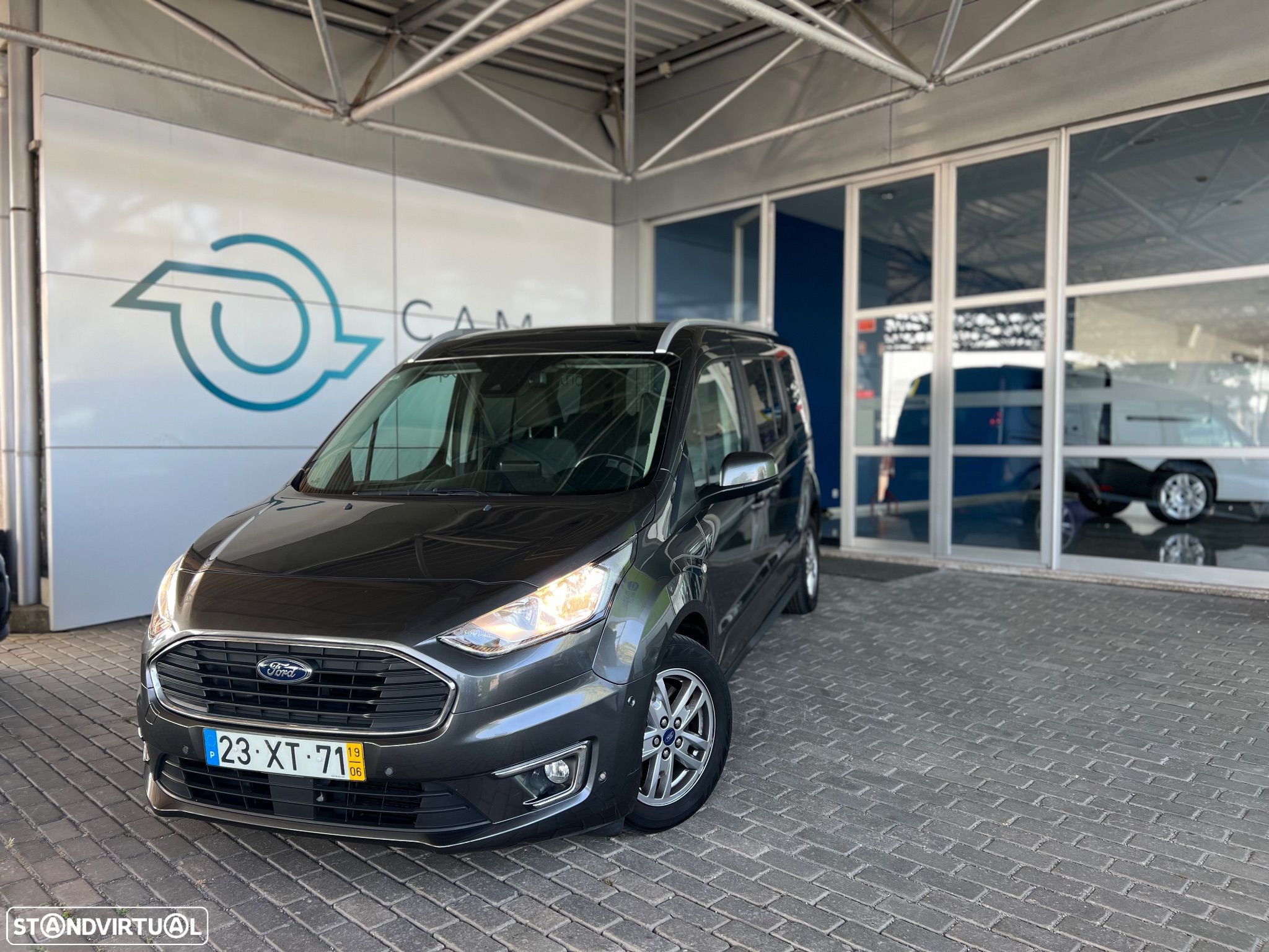 Ford Tourneo Connect Grand 1.5 TDCi Titanium - 1