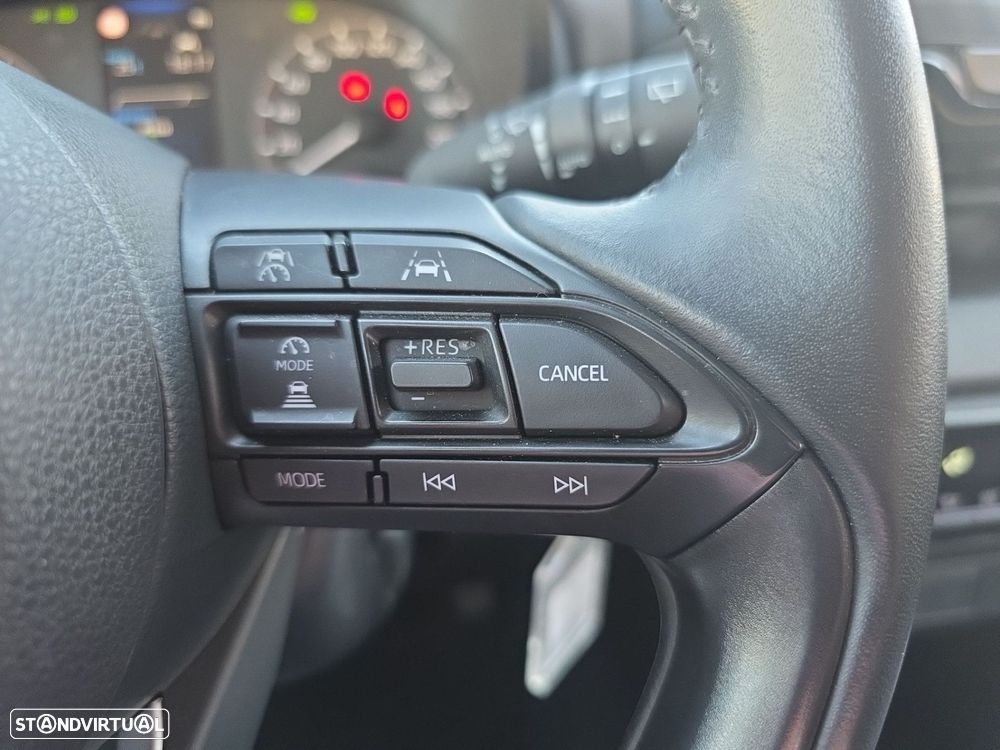 Toyota Yaris 1.5 HDF Comfort Plus - 17