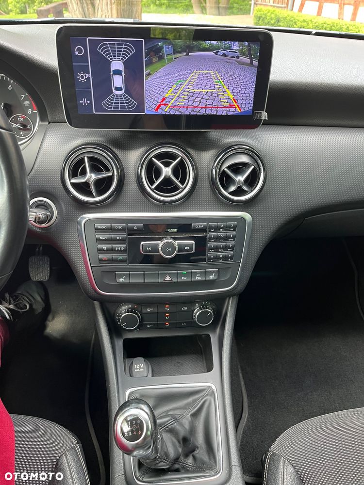 Mercedes-Benz Klasa A 180 BlueEfficiency Edition - 12