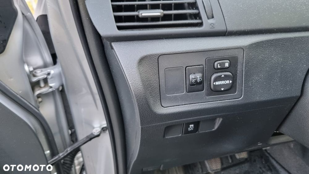 Toyota Verso 2.0 D-4D Premium 7os - 10