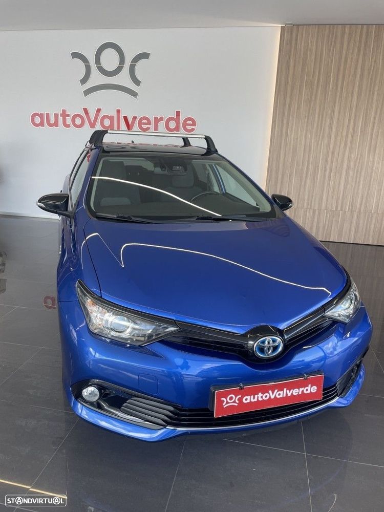 Toyota Auris 1.8 HSD Comfort +P.Techno+P.Sport - 4
