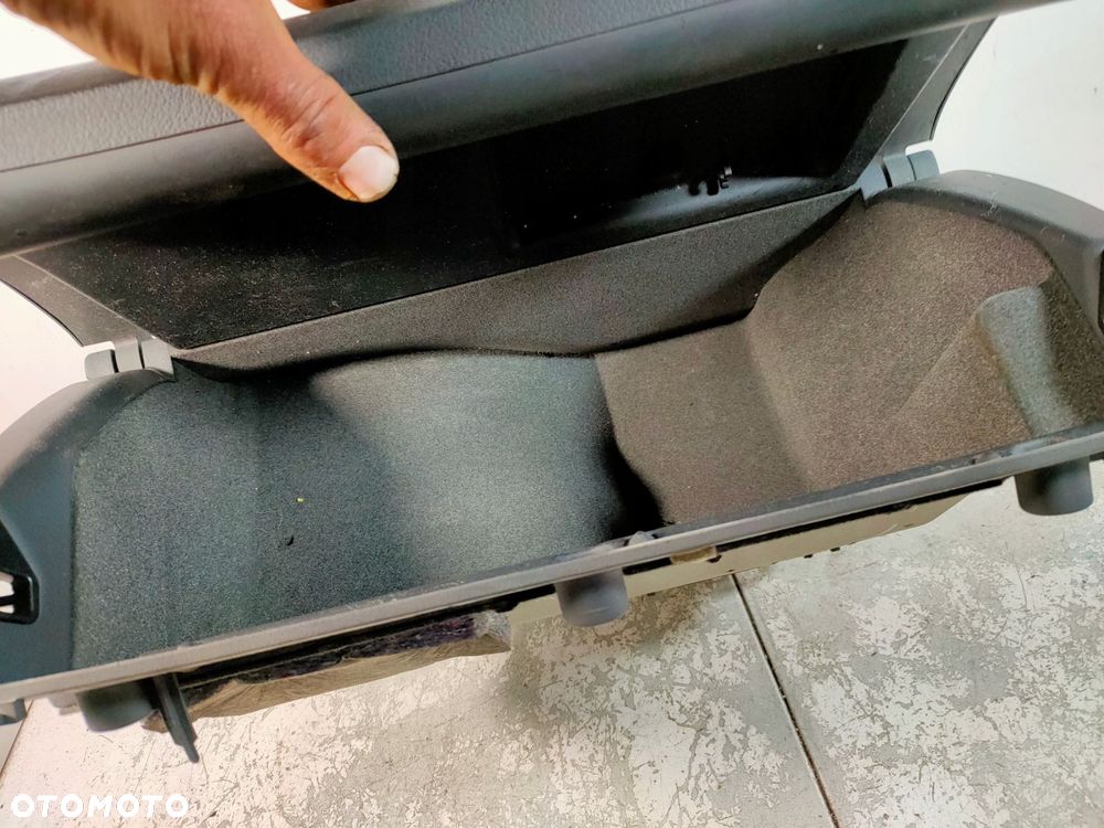 schowek pasażera audi a4 b6 czarny soul - 4