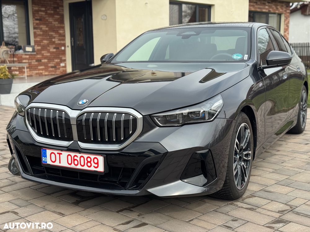 BMW Seria 5 520i Aut. - 1