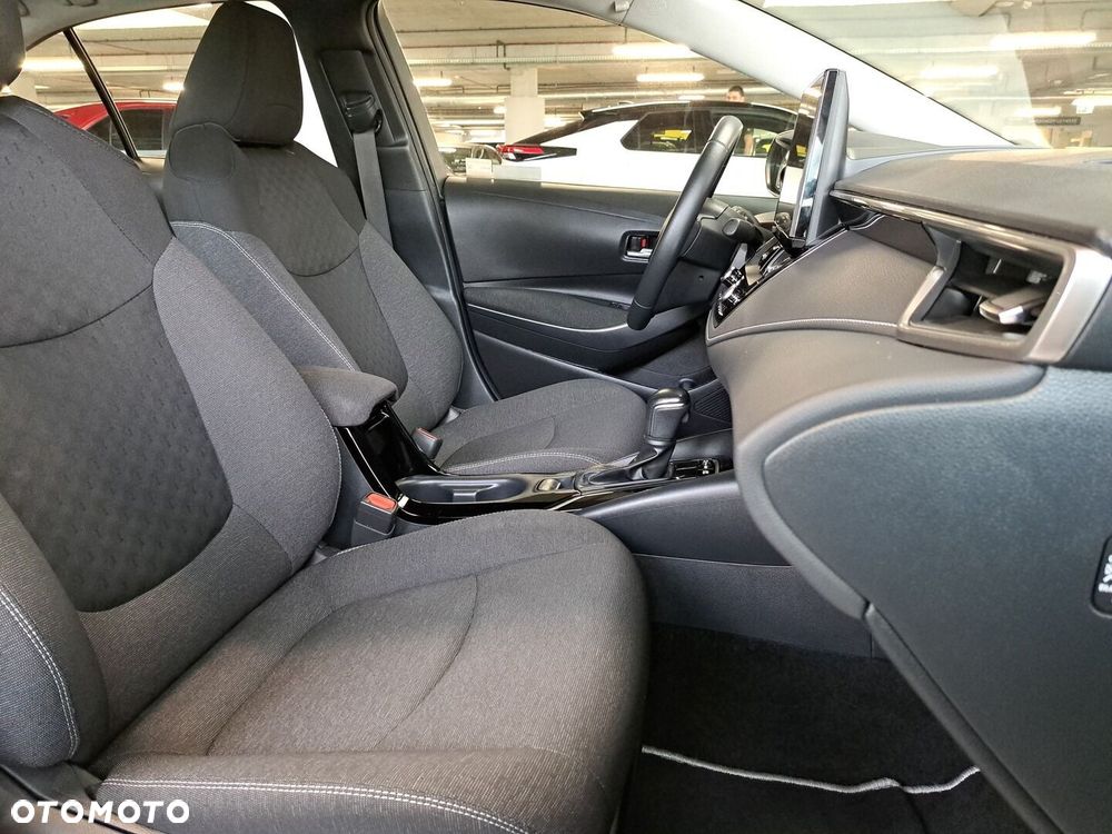 Toyota Corolla 1.8 Hybrid Comfort - 16