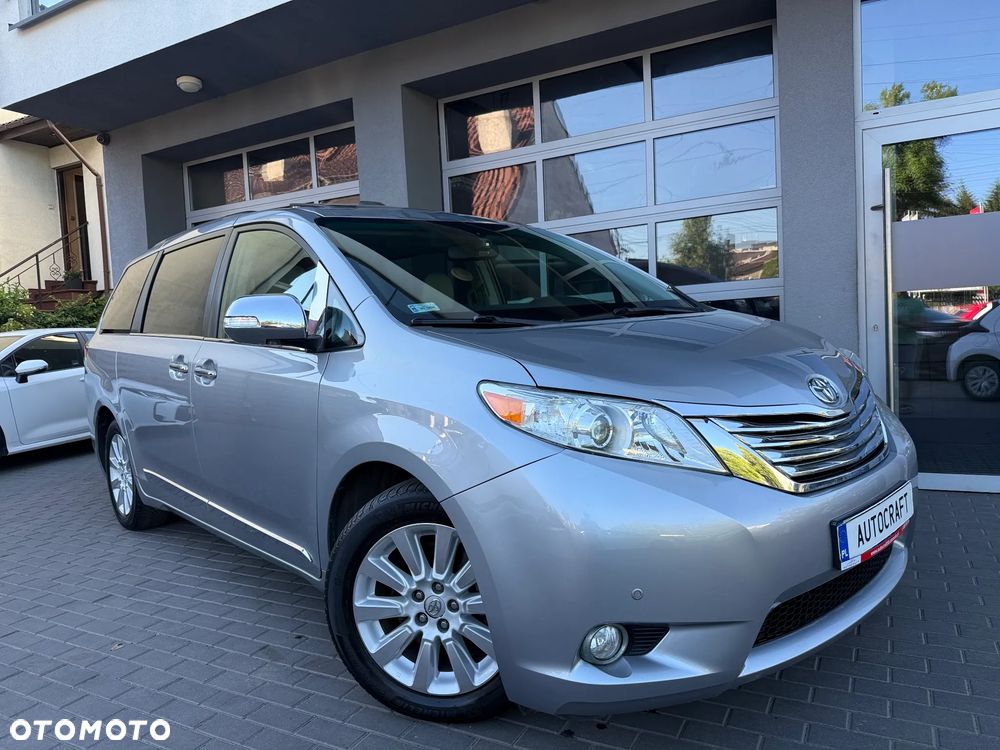 Toyota Sienna 3.5 LE AWD - 28