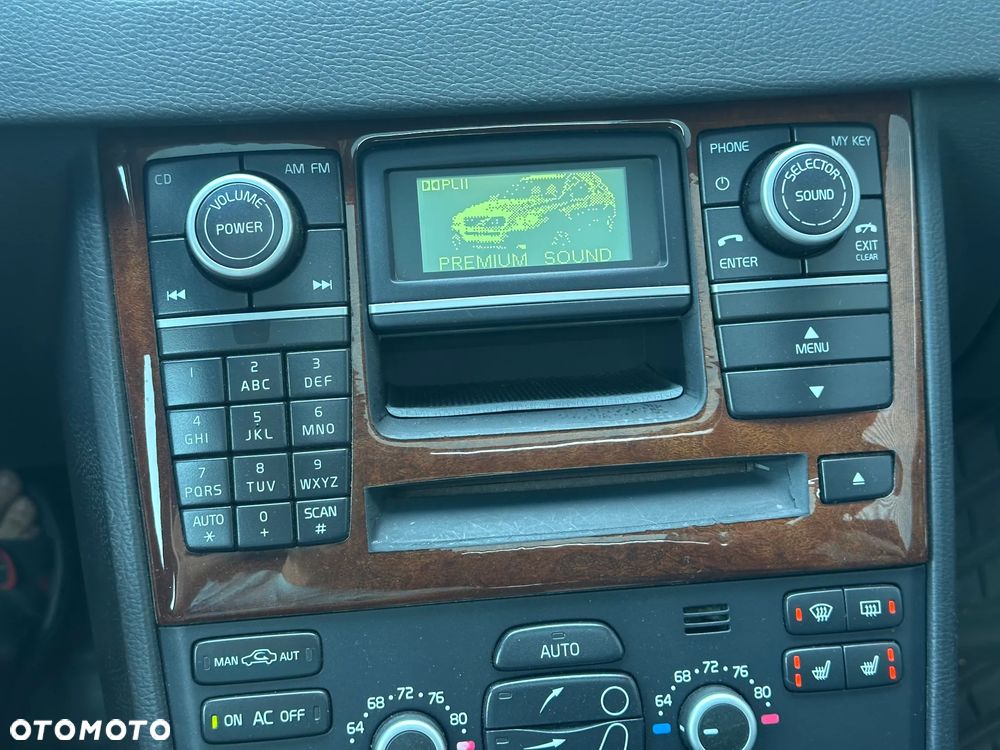 Volvo XC 90 4.4 V8 Executive - 17
