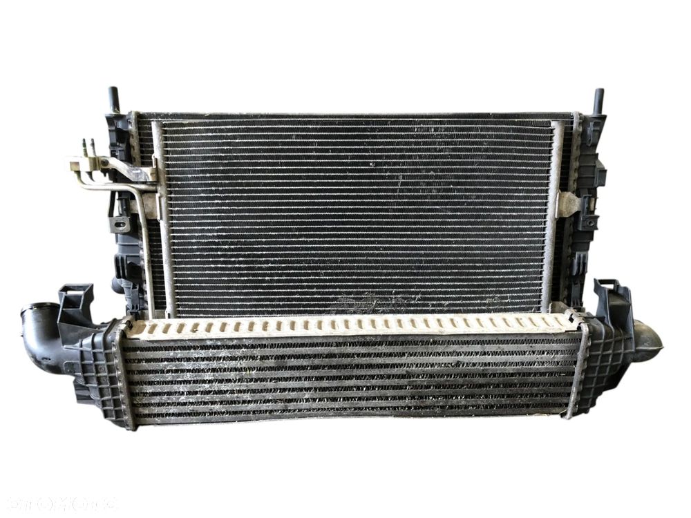 R-502 Komplet Chłodnic Wentylator Intercooler 3M5H8005TL Volvo V50 1,6 Diesel - Wysyłka