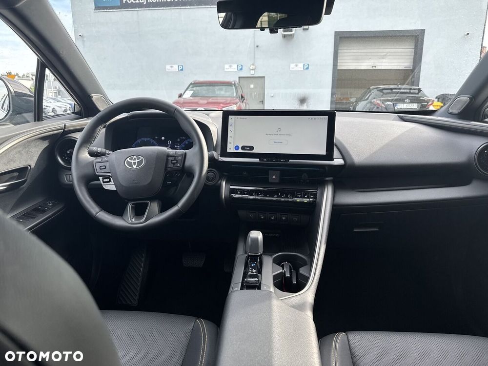 Toyota C-HR - 11