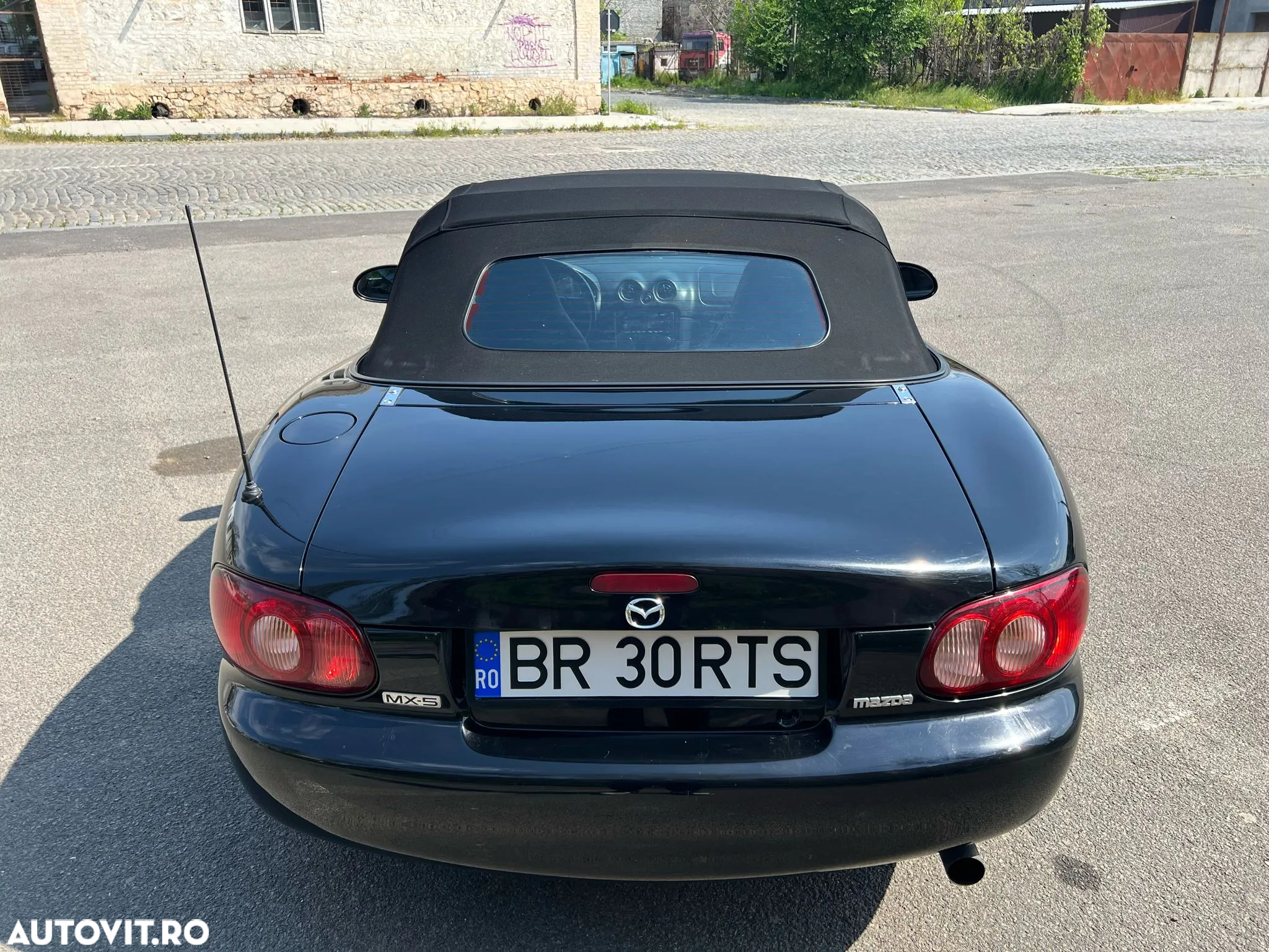 Mazda MX-5 1.6i - 13