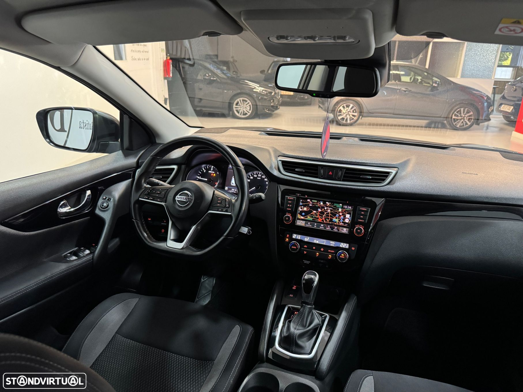 Nissan Qashqai 1.5 dCi DCT ACENTA - 35